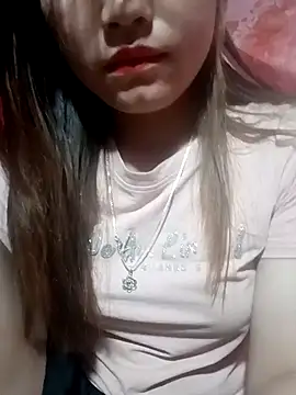 natra0033 online show from April 7, 8:10 pm