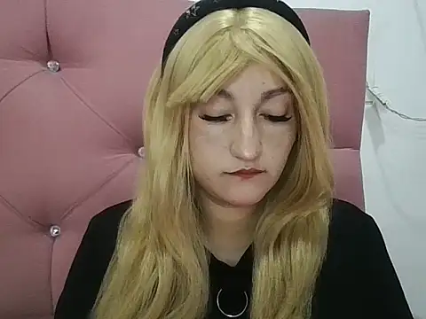 Snapshot of Natashasex3x chatting on February 23, 3:41 am Natashasex3x online show from February 23, 3:41 am