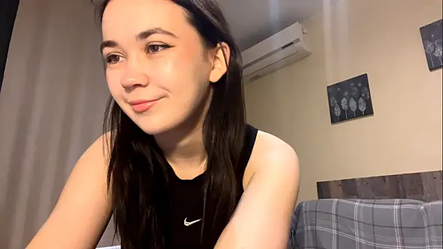 ArleanDemicco online show from January 14, 12:09 pm