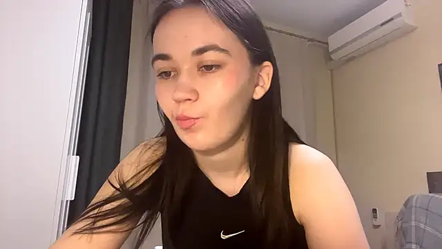 ArleanDemicco online show from January 15, 12:19 pm