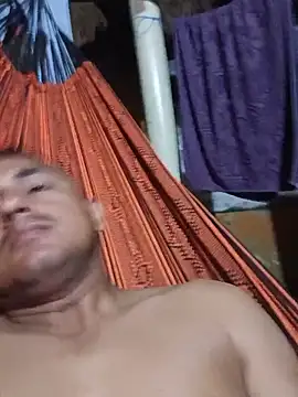 Snapshot of knox_zeque chatting on June 20, 9:25 am knox zeque online show from June 20, 9:25 am