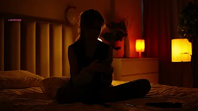 oopsnaked online show from February 11, 10:26 am