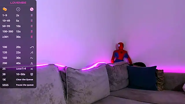 LEANALIES online show from March 25, 5:56 pm