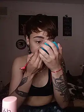 Snapshot of AlexxaAndRileyy chatting on February 26, 7:25 pm AlexxaAndRileyy online show from February 26, 7:25 pm