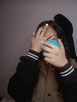 AlexxaAndRileyy online show from March 13, 1:27 pm