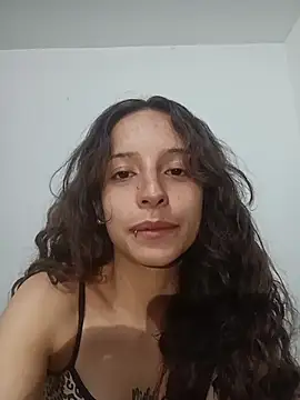 AlexxaAndRileyy online show from April 5, 6:20 am