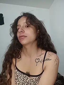 AlexxaAndRileyy online show from March 18, 4:52 pm