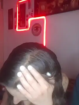 Snapshot of AlexxaAndRileyy chatting on January 18, 2:15 am AlexxaAndRileyy online show from January 18, 2:15 am