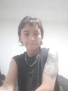 AlexxaAndRileyy online show from April 19, 11:07 pm