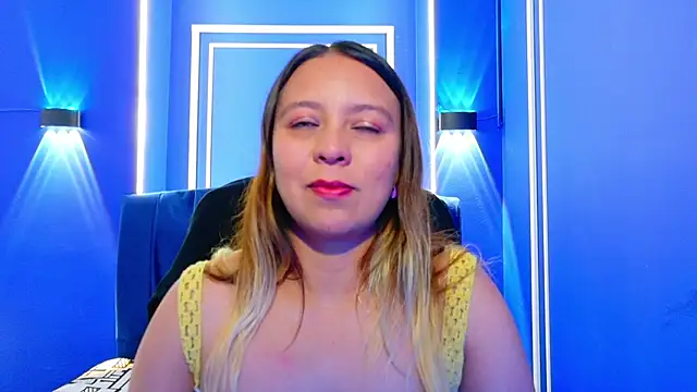 Snapshot of sami_1_8 chatting on May 30, 3:35 am sami 1 8 online show from May 30, 3:35 am