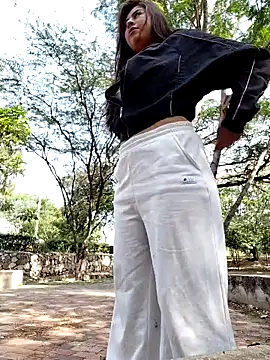 ThamaraGen  online show from February 26, 1:55 pm