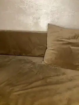 lily bitch online show from March 1, 9:59 pm