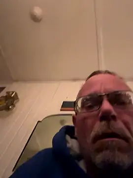 daddybod0588 online show from January 13, 10:19 am