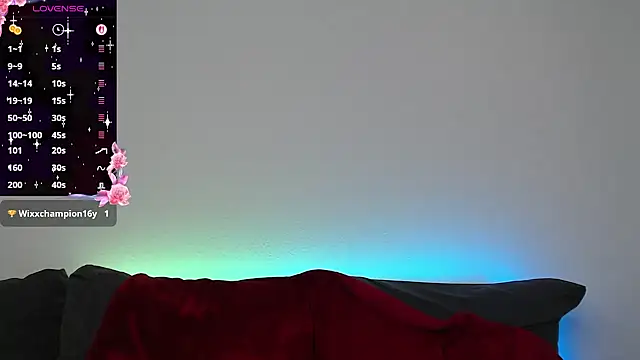 Mia lou05 online show from February 25, 8:36 am