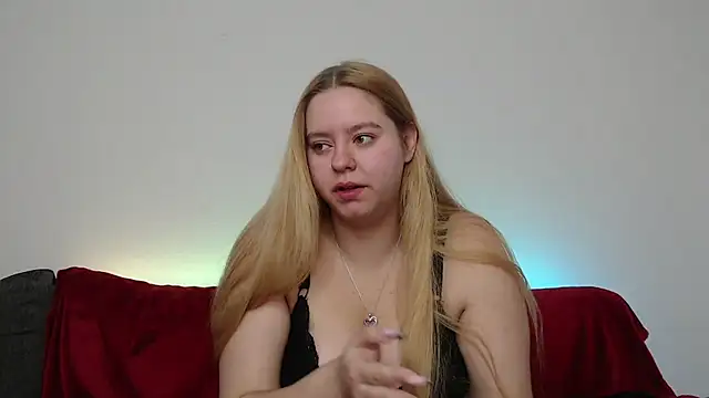 Mia lou05 online show from March 8, 8:17 am