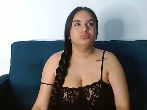 Snapshot of maite_saens1 chatting on June 2, 10:04 am maite saens1 online show from June 2, 10:04 am