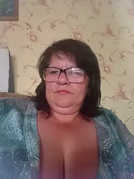 NysiOlsen online show from June 27, 12:11 pm