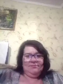 NysiOlsen online show from May 14, 7:55 pm