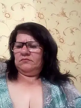 NysiOlsen online show from May 21, 7:44 pm
