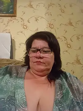 NysiOlsen online show from May 29, 8:04 pm