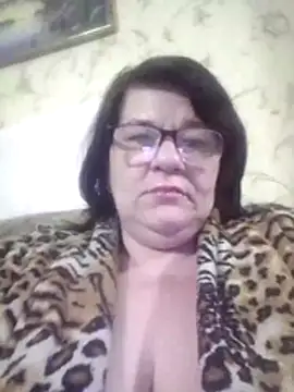 NysiOlsen online show from March 3, 4:58 pm