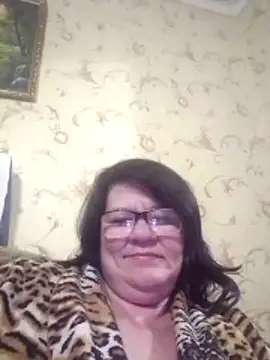 NysiOlsen online show from April 29, 6:25 pm