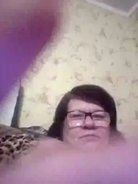 NysiOlsen online show from January 31, 7:12 pm