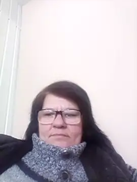 NysiOlsen online show from February 2, 9:30 am