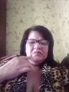 NysiOlsen online show from April 5, 10:00 am