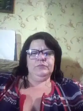 NysiOlsen online show from February 25, 6:08 pm