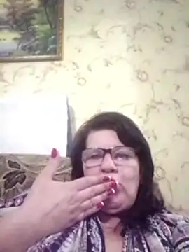 NysiOlsen online show from March 7, 10:59 pm