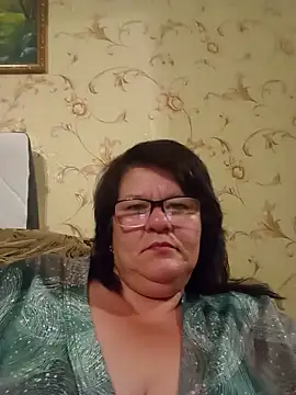 NysiOlsen online show from June 14, 6:42 pm
