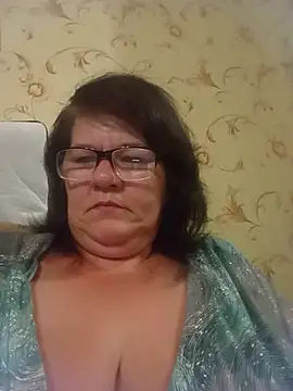 NysiOlsen online show from July 5, 8:26 pm