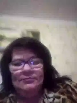 NysiOlsen online show from March 11, 10:04 pm