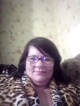 NysiOlsen online show from April 19, 11:22 am