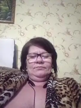 NysiOlsen online show from February 18, 11:12 pm