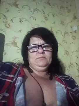 NysiOlsen online show from February 24, 5:47 pm