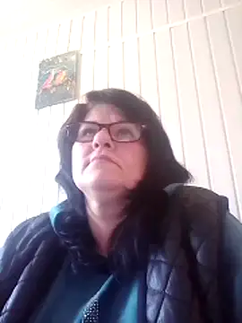 NysiOlsen online show from April 17, 9:56 am