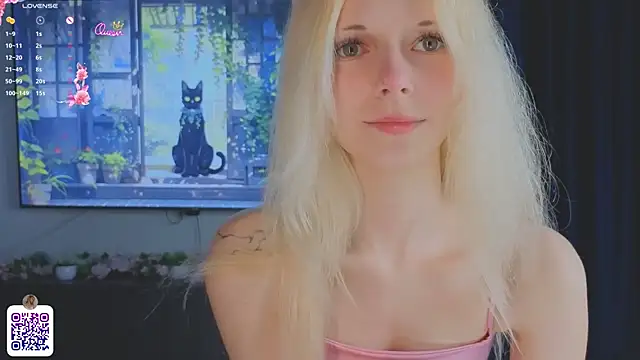 JuanaSumma online show from June 27, 6:08 am