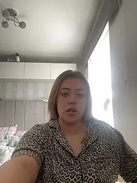 Snapshot of Princess-ivyxoxo chatting on July 10, 1:11 pm Princess-ivyxoxo online show from July 10, 1:11 pm