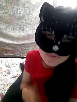 TWOLOVE16 online show from February 11, 7:25 pm