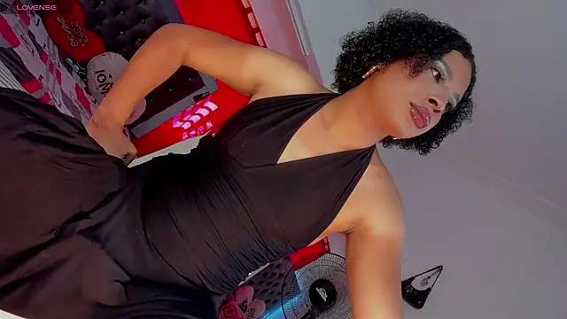 Snapshot of valeria_19x chatting on May 18, 3:39 pm valeria 19x online show from May 18, 3:39 pm