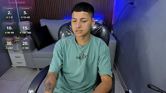 Liam9  online show from February 26, 2:17 pm