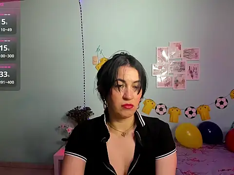Snapshot of talia_mystic chatting on June 30, 1:11 pm talia mystic online show from June 30, 1:11 pm