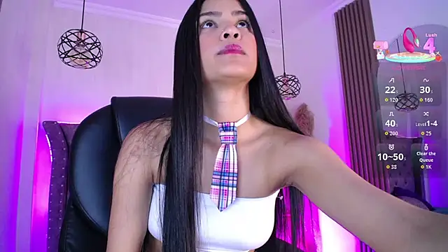 Snapshot of Violet_Collins1 chatting on May 14, 9:12 pm Violet Collins1 online show from May 14, 9:12 pm