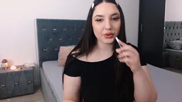 JaquelineLaurent online show from July 4, 10:03 pm