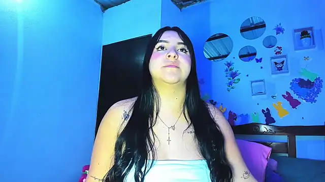 Penelopeflame18 online show from April 9, 12:45 am