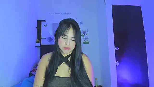 Penelopeflame18 online show from February 8, 9:12 pm