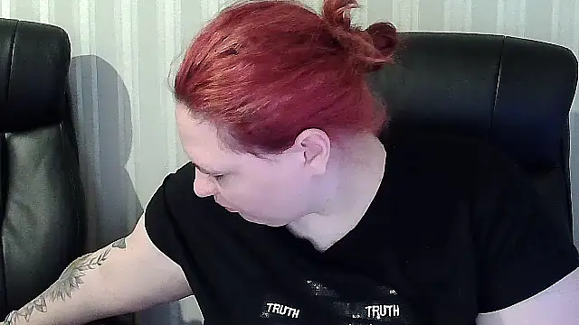 OskaAh online show from January 14, 3:15 pm