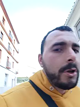 Snapshot of Miguelpulidotriguero11 chatting on February 12, 5:34 pm Miguelpulidotriguero11 online show from February 12, 5:34 pm